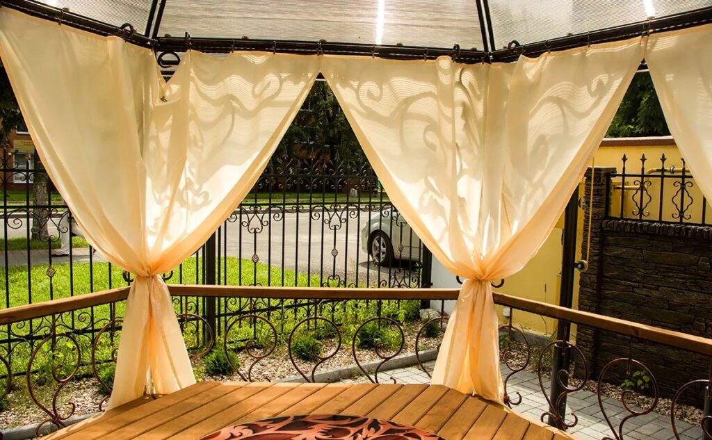 Outdoor Curtains Dubai