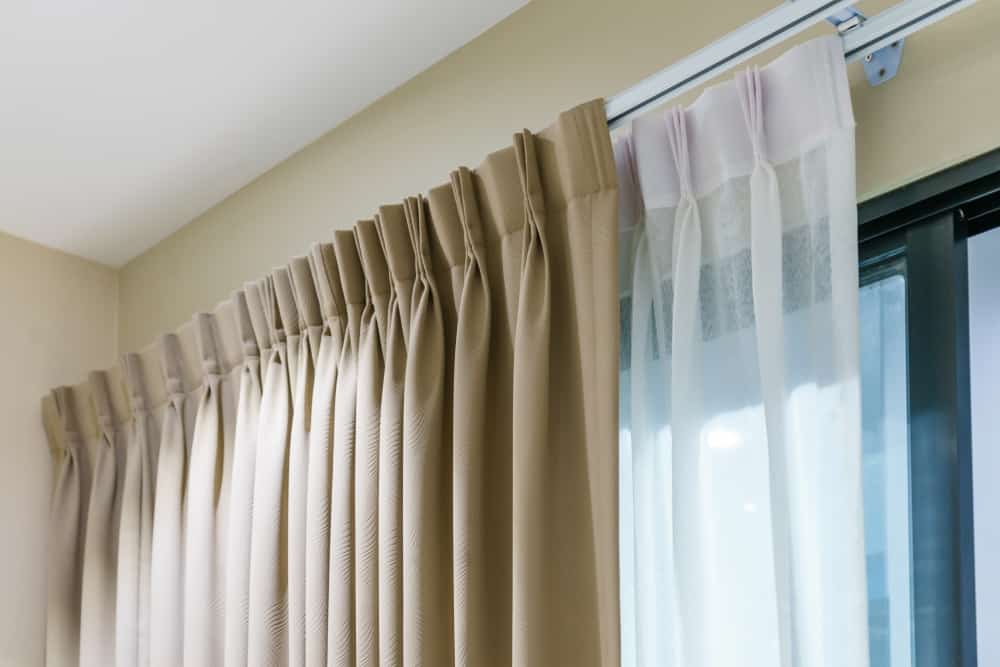 grommet curtains dubai