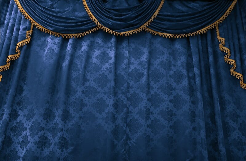 valance curtains Dubai