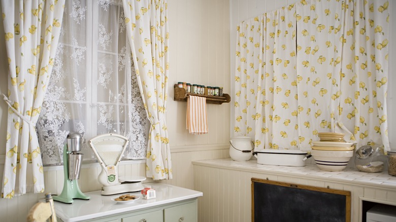 kitchen Curtains Dubai