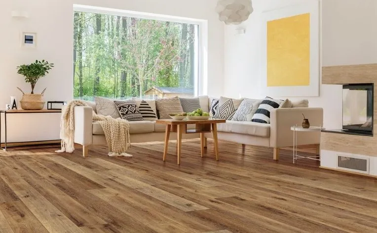 Laminate Flooring Dubai