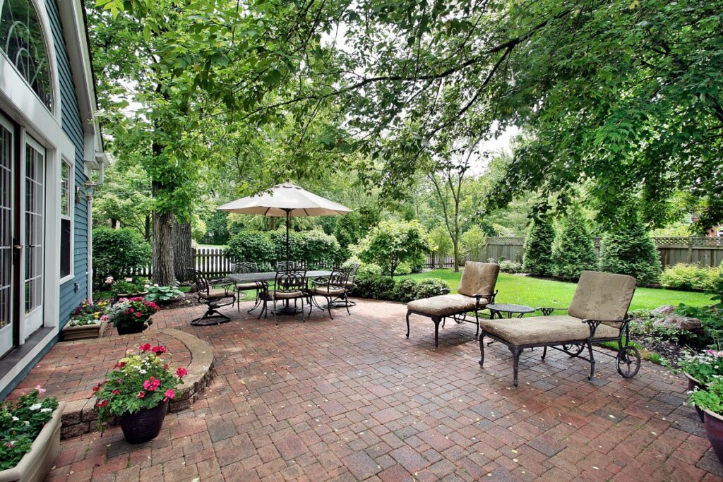 outdoor flooring dubai