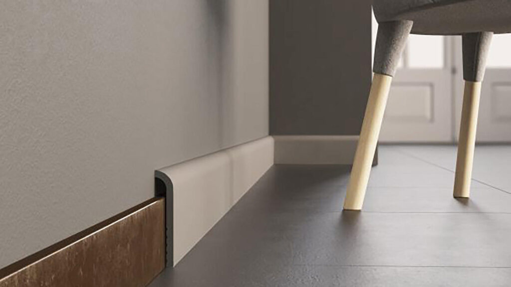 Wall skirting