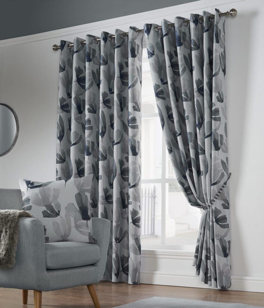 Jumeirah Curtain in Dubai