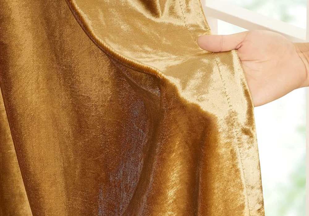 Golden Curtain In Al Jazeera