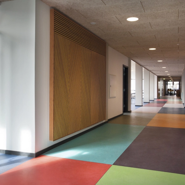 Linoleum Flooring in Dubai